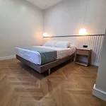 Oikos Turisticos 모네스테리오