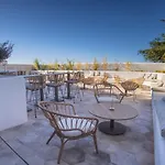 Oikos Turisticos 모네스테리오