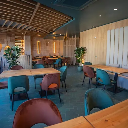 Oikos Turisticos * Monesterio