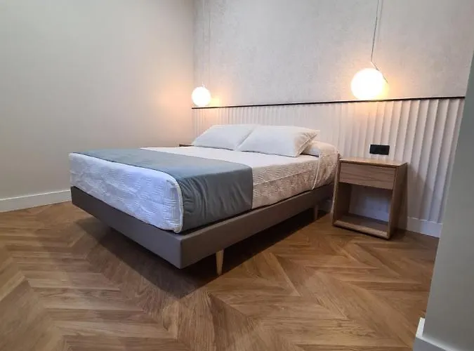 Oikos Turisticos Монестерио