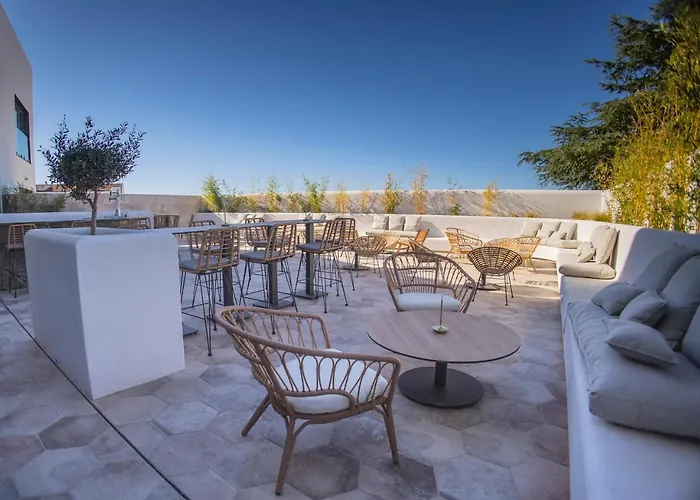 Oikos Turisticos Монестерио